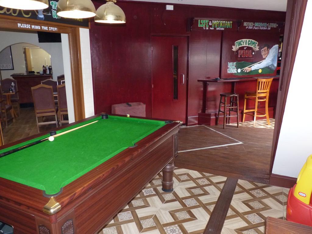Shanahans B&B With Sports Bar Бирмингем Экстерьер фото