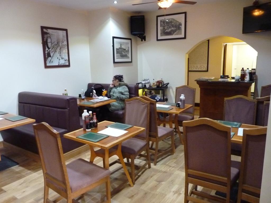 Shanahans B&B With Sports Bar Бирмингем Экстерьер фото