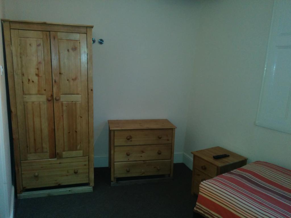 Shanahans B&B With Sports Bar Бирмингем Экстерьер фото