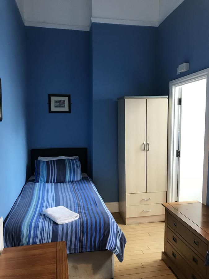 Shanahans B&B With Sports Bar Бирмингем Экстерьер фото