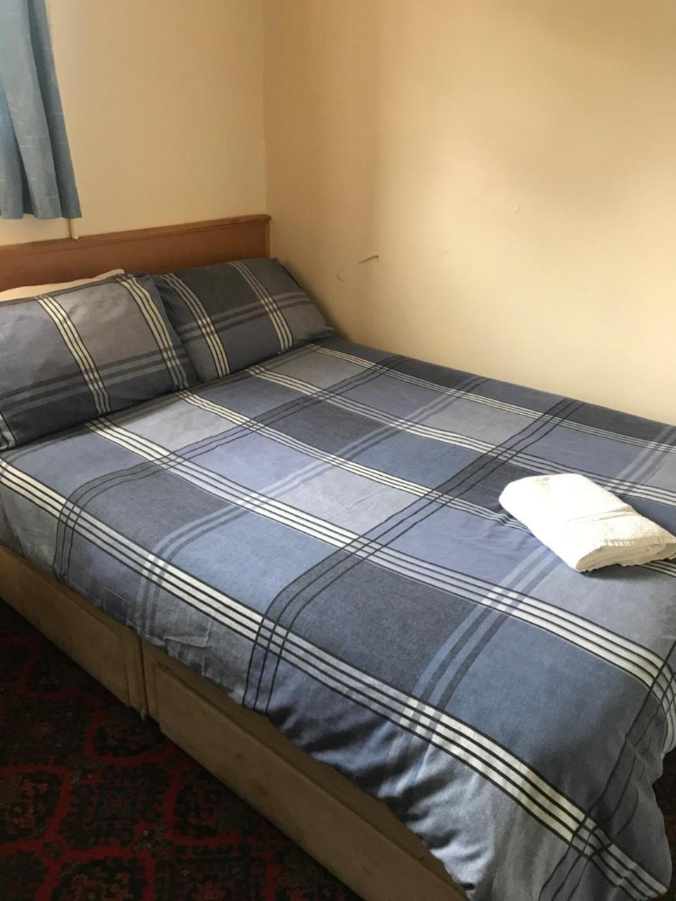Shanahans B&B With Sports Bar Бирмингем Экстерьер фото